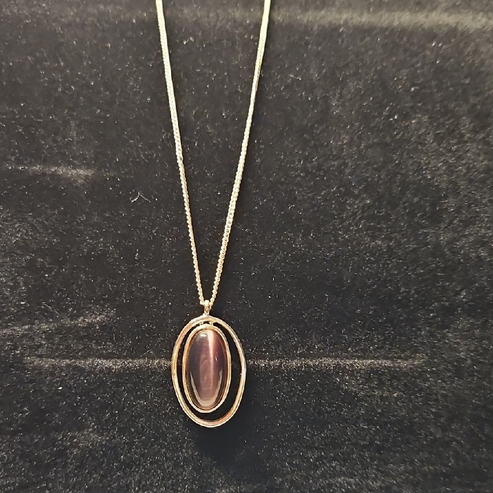 16" Silver and Purple Cats Eye Pendant Necklace